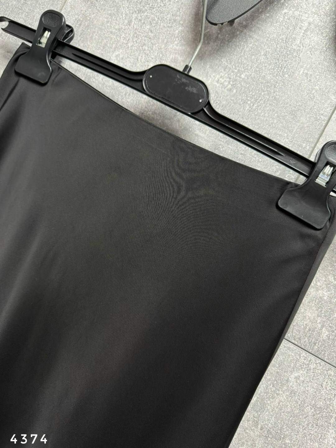 черная юбка в пол,стильные наряды,элегантные наряды,длинное черное платье