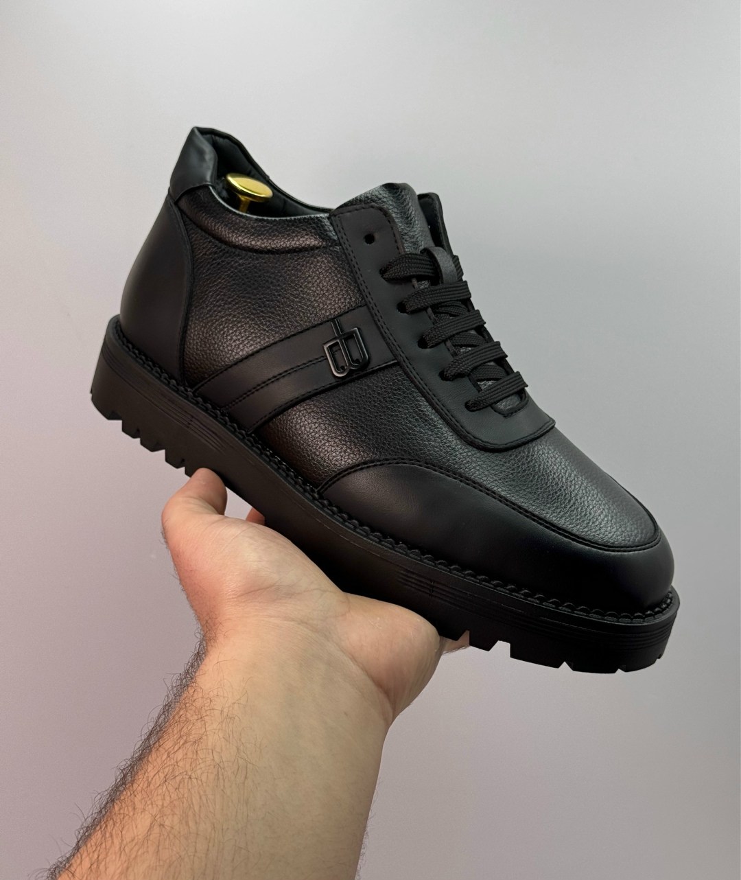 ,мужская ,мужская  кроссовки,кроссовки мужские кожаные,кроссовка мужской