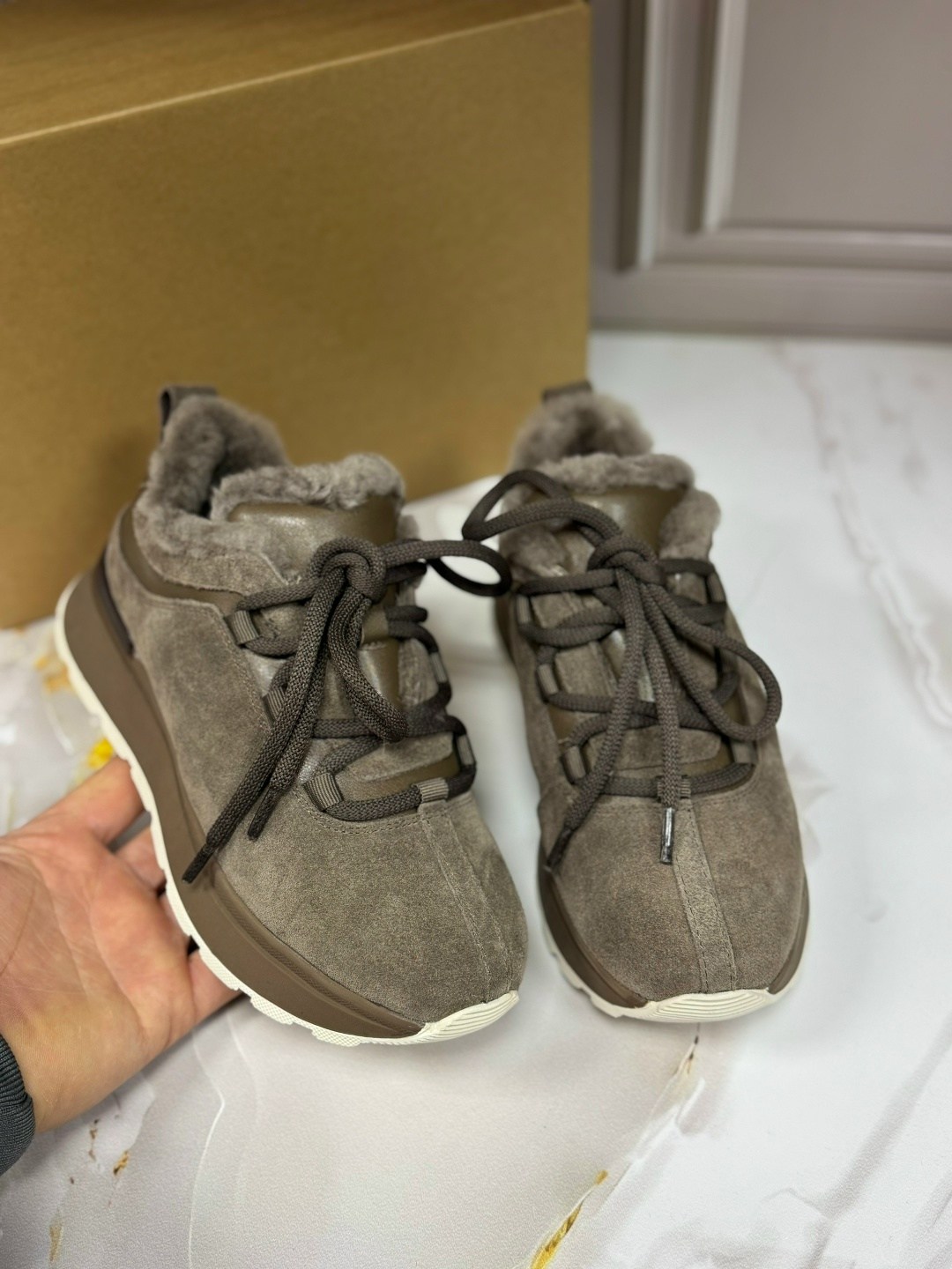 ,женские кроссовки,кроссовки женские зимние с мехом,кроссовки зимние женские,теплые кроссовки