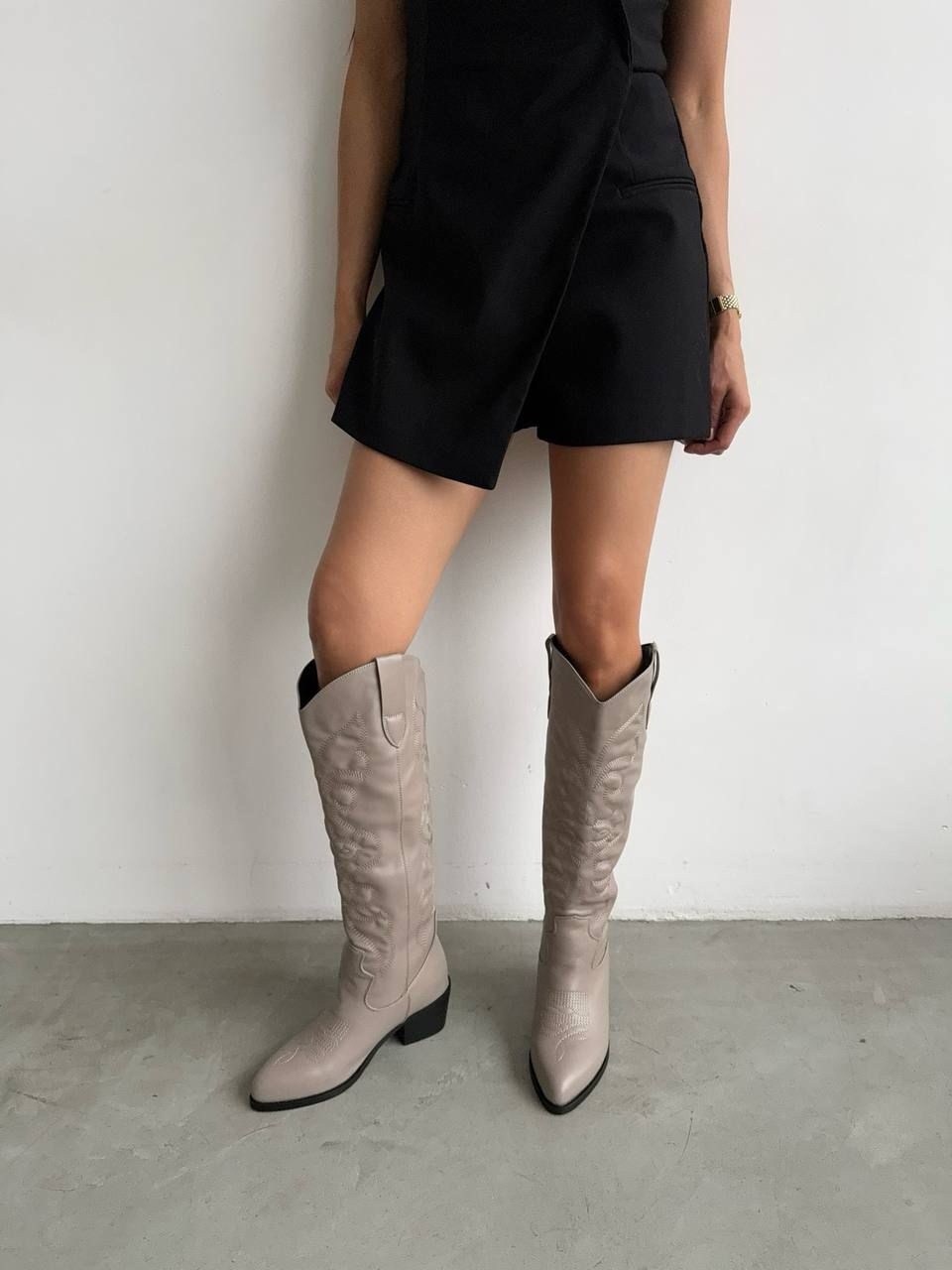 женские сапоги,сапоги казаки высокие,высокие сапоги,сапоги бежевые,сапоги женские казаки