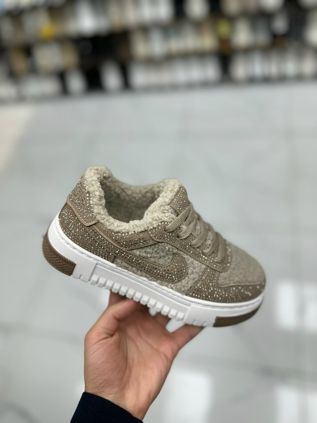 кроссовки,кроссовки женскиe,зимние женские кроссовки,повседневные кроссовки,спортивная