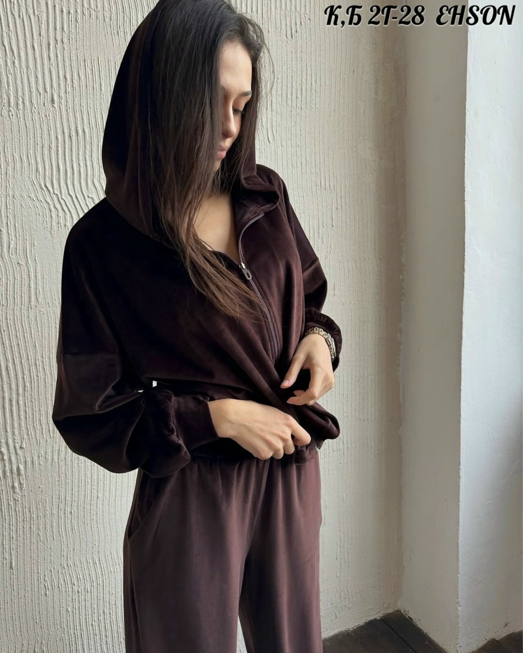 спортивные костюмы женские,cпортивный костюм велюровый,розовый костюм из велюра,велюровый спортивный костюм женски,костюм из велюра