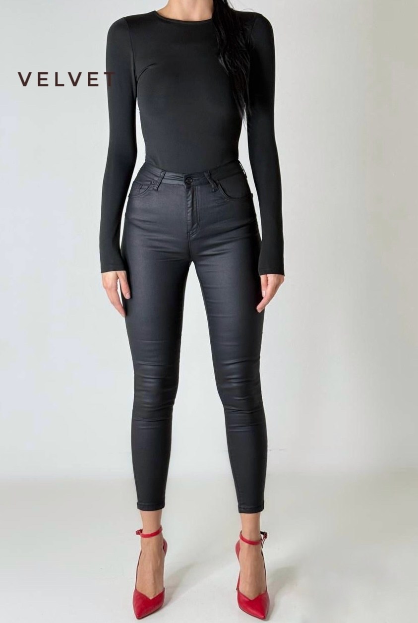 джеггинсы женские кожаные,кожаные джинсы женские,женские кожаные штаны,джинсы скинни кожаные,брюки женские из экокожи