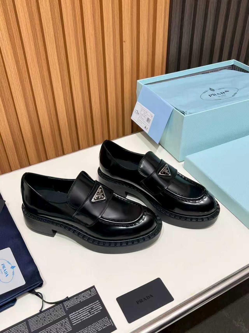 ,лоферы прада,лоферы прада женские,лоферы prada, прада