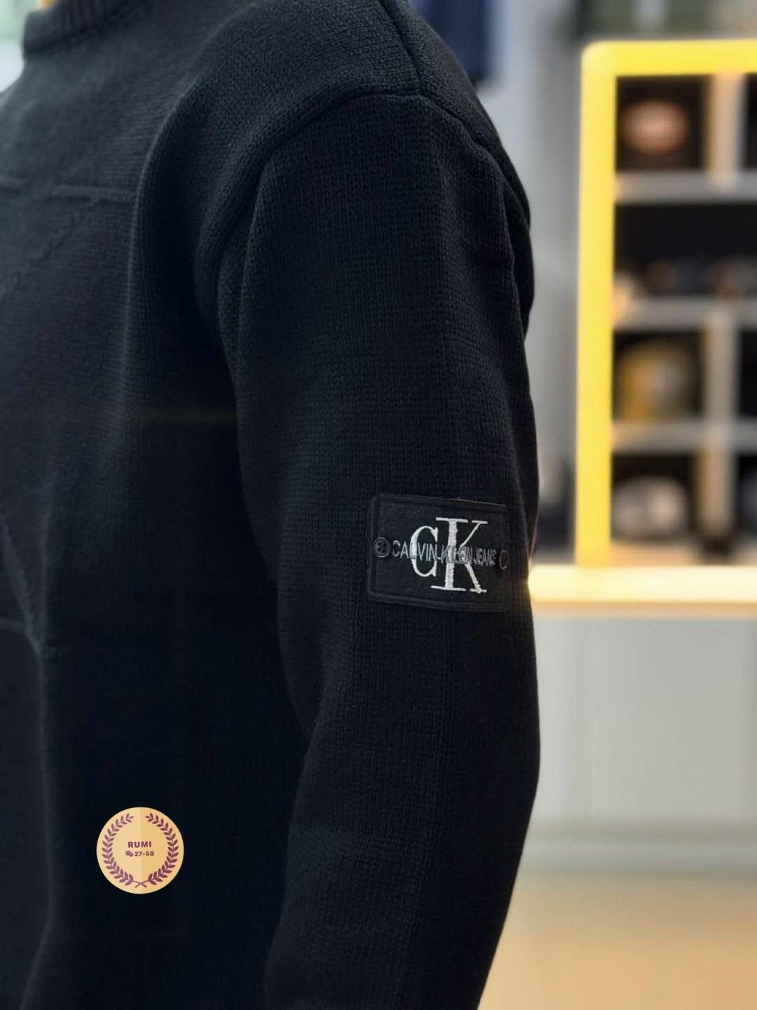 бежевый джемпер,бежевый свитшот,трикотажный джемпер,джемпера мужские,бежевый свитер