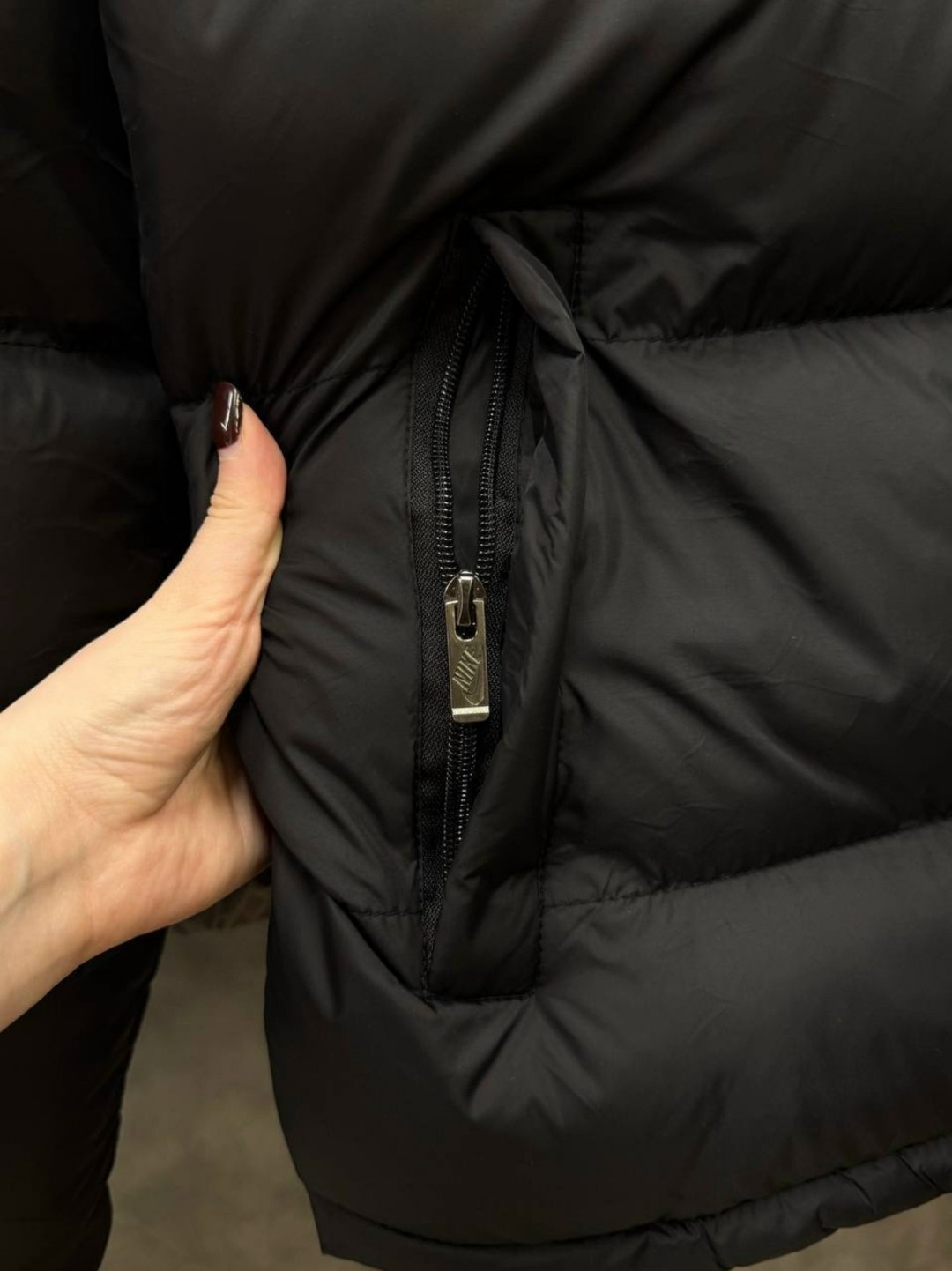 мужские пуховики nike,куртка зимняя nike,куртка мужская зимняя nike,стильные пуховики,куртка мужская nike