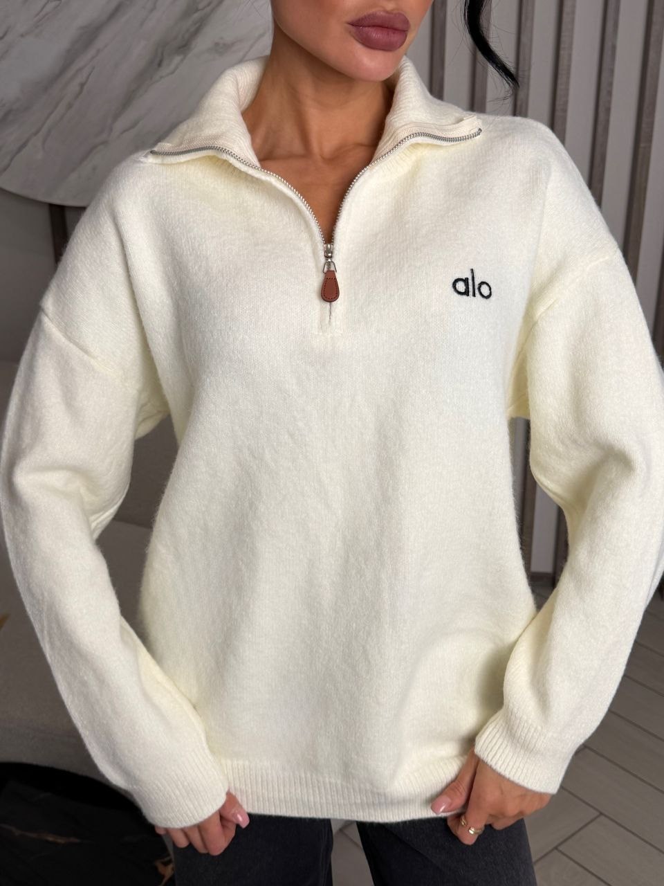 свитера женские,модные свитера,трикотажный свитер,стильный свитер,джемпер