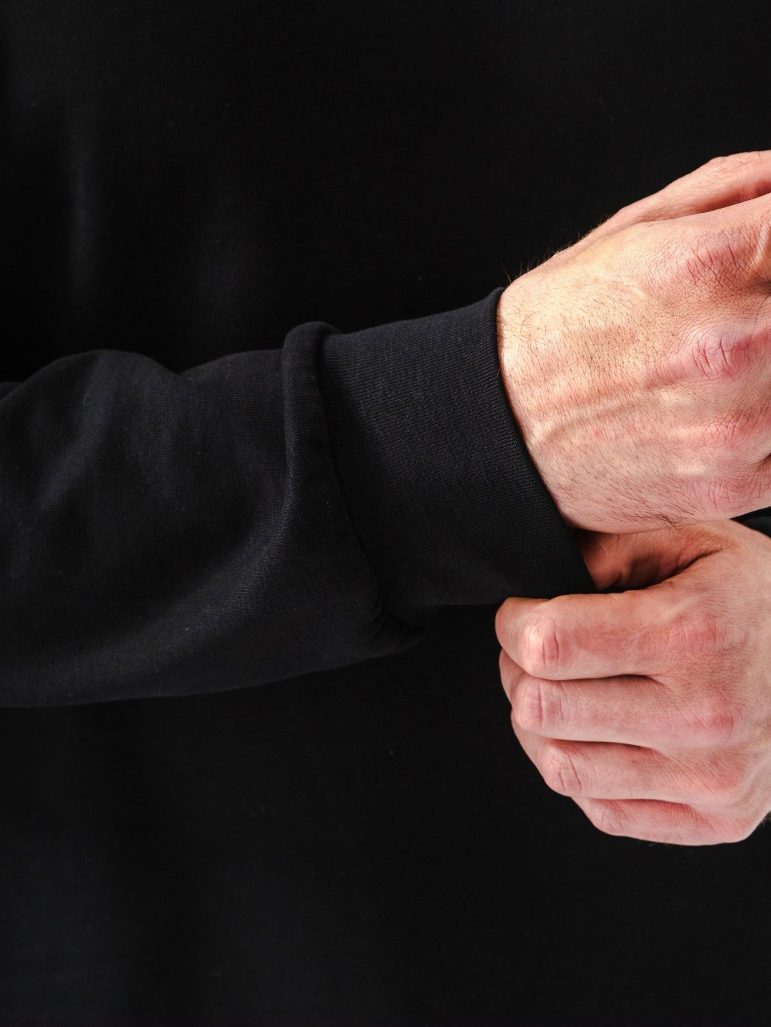 свитшот лакост мужской черный,лонгслив лакост мужской,лонгслив lacoste,свитеры мужские,свитшот мужская