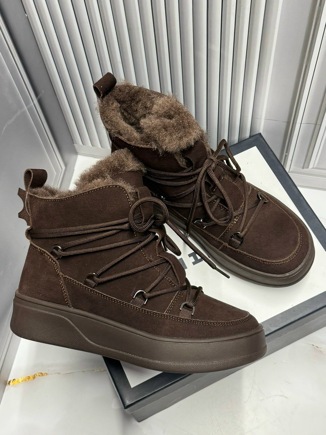 угги женские,,женская зимняя ,зимняя ,ботинка женские зимние