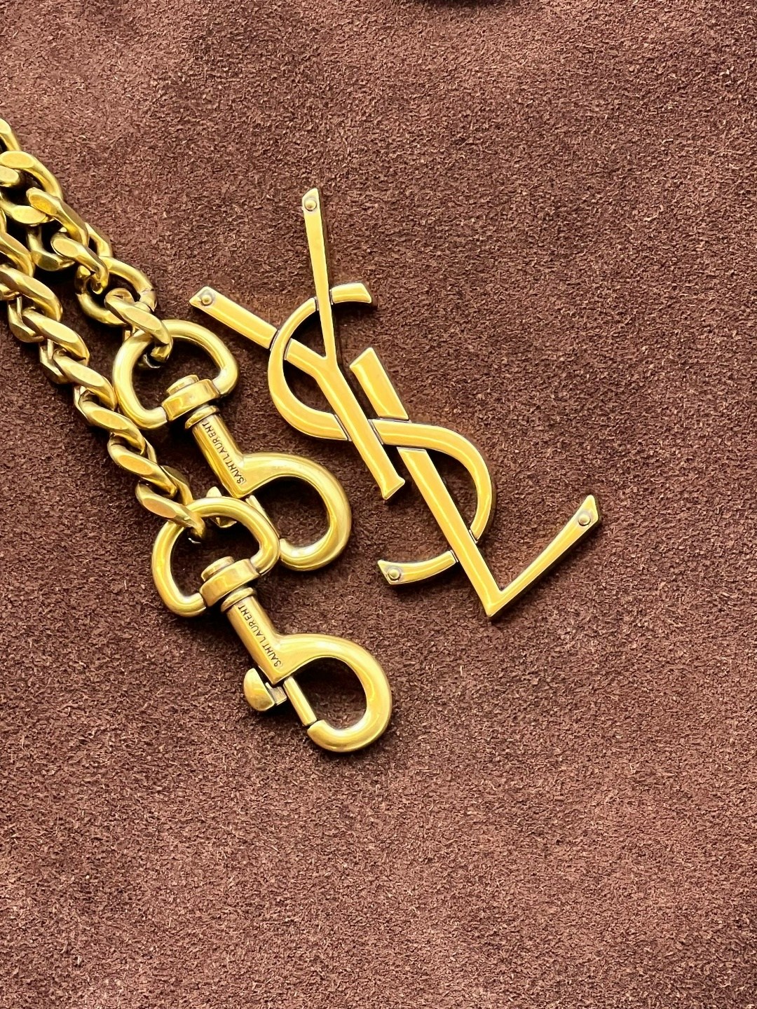 сумки yves saint laurent,замшевые сумки,сумка женская yves saint laurent,сумка женская ysl,женская замшевая сумка