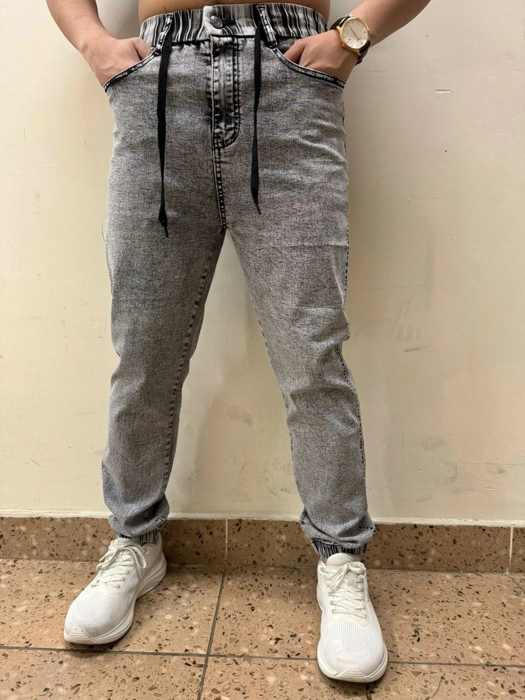 джинсы джоггеры,джинсы джоггеры на резинке,джинсы джоггеры на резинке зауженные,джинсы мужской,джинсы широкие