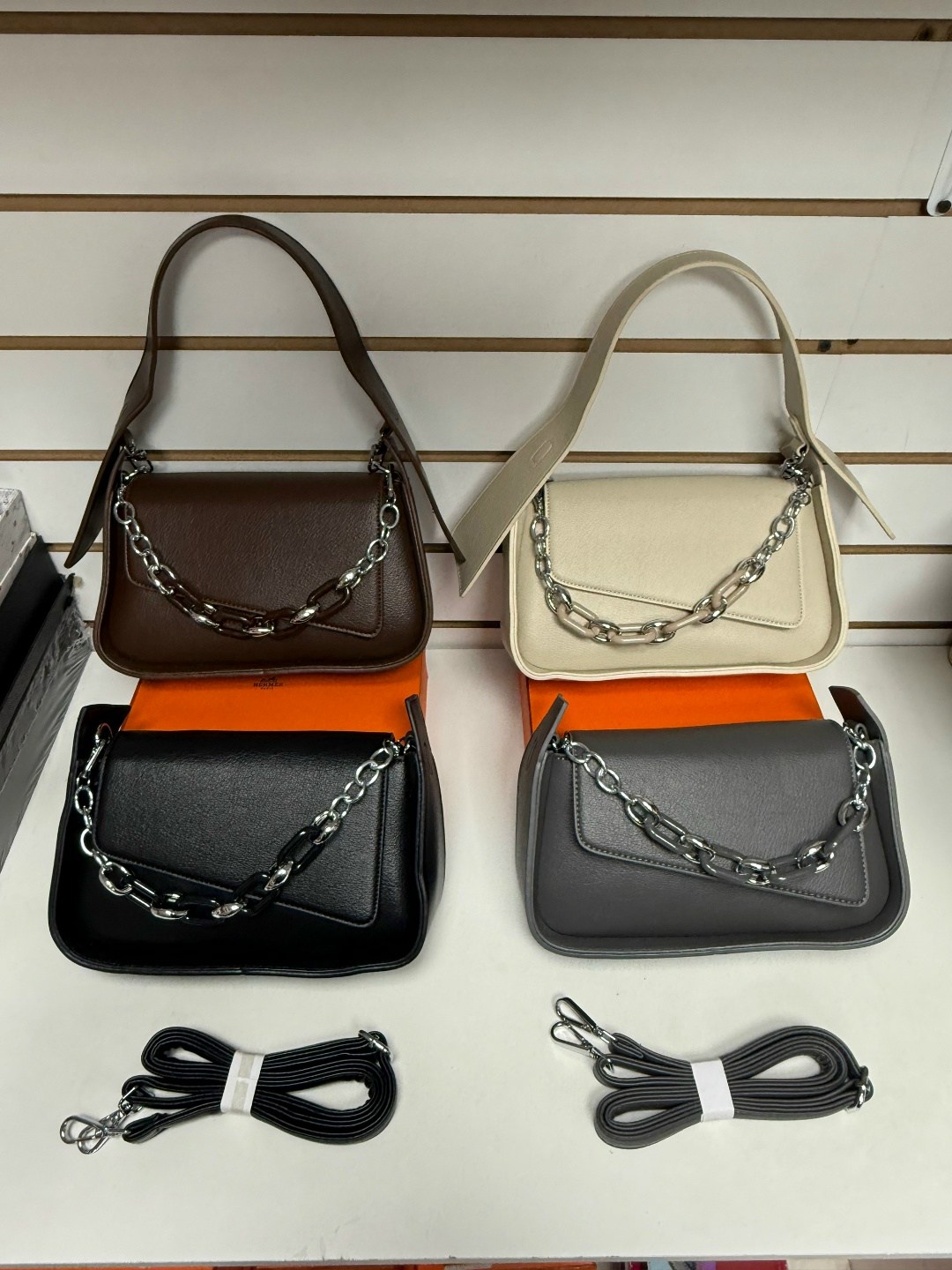 сумка с цепочкой,модная сумка,сумочка,сумка,женский сумка