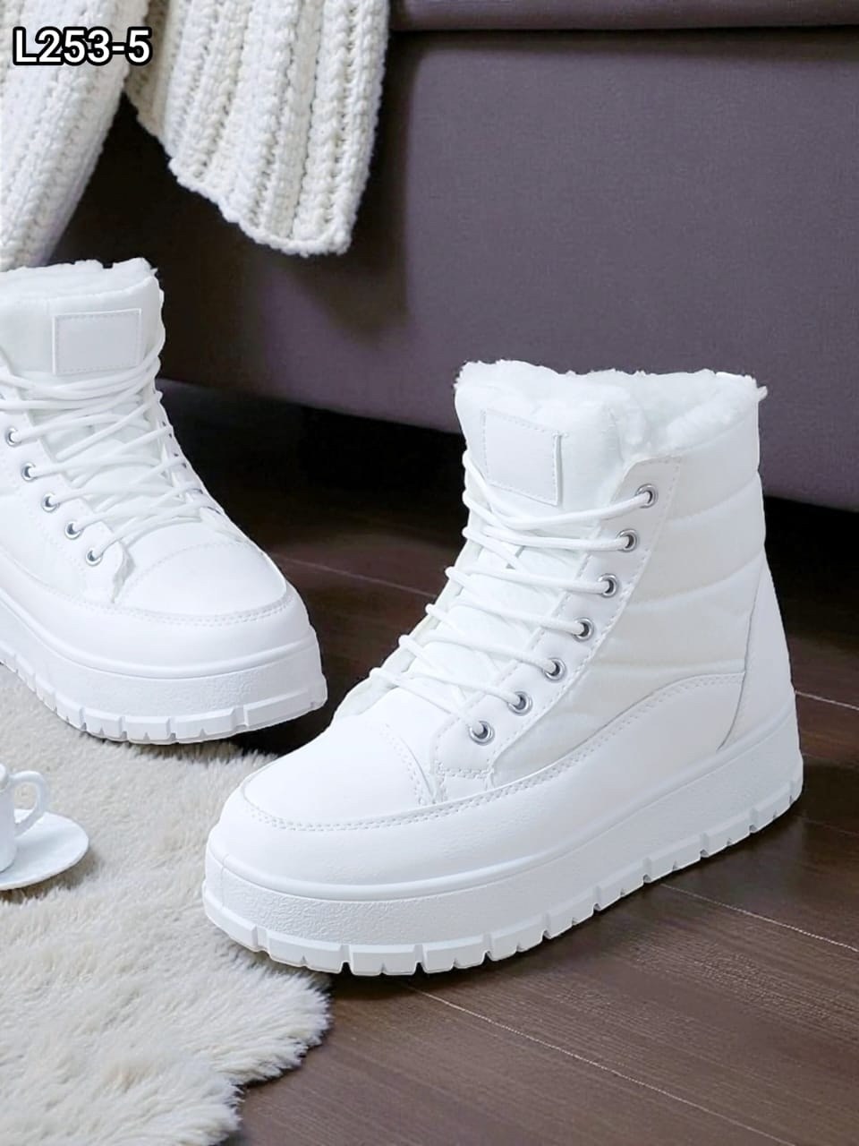 женская зимняя,ботинка женские зимние,зимние женские кроссовки,,ботинки белые зимние
