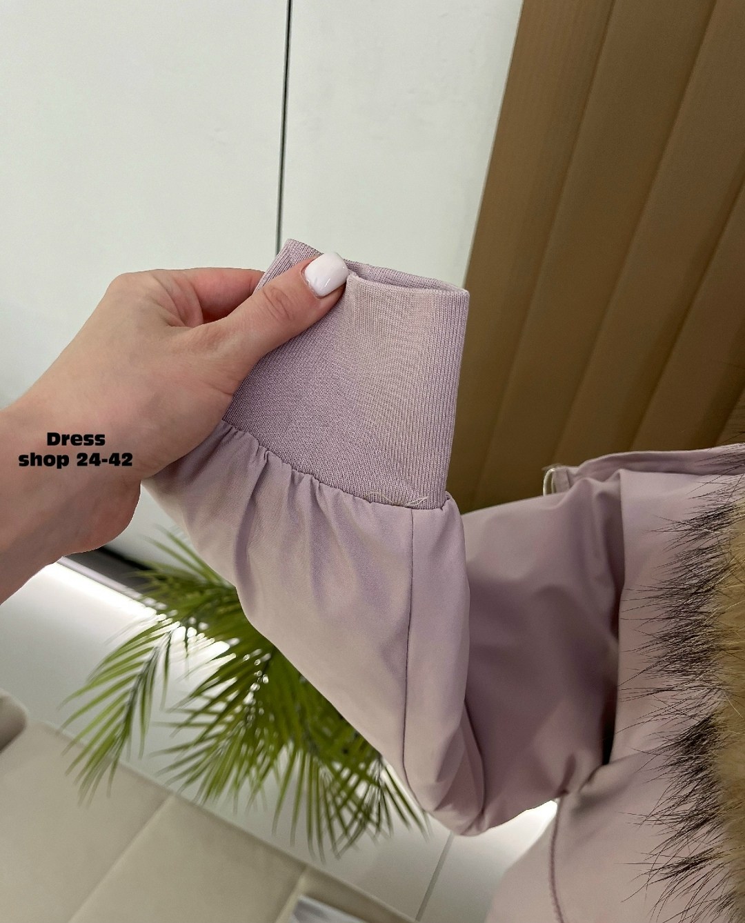 зимние куртки женские,стильные пуховики,куртка зимняя,куртка пуховик,парка с меховым