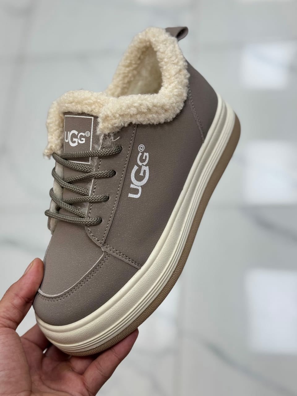 ,кроссовки зимние женские,зимние кроссовки,кроссовки женскиe,кеды ugg женские