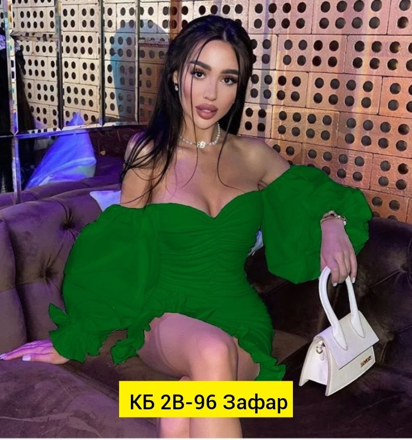 облегающее платье,облегающее платье с открытыми плечами,платье с открытыми плечам,платья мини,платье