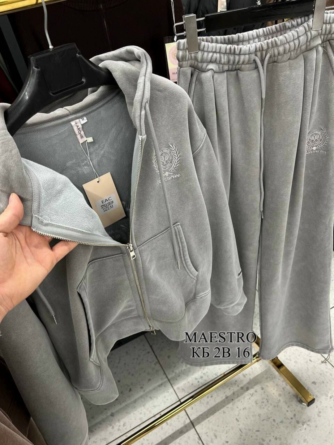 женский спортивный костюм,костюм женские спортивные костюмы,женские костюмы,спортивные костюм,велюровый спортивная костюм