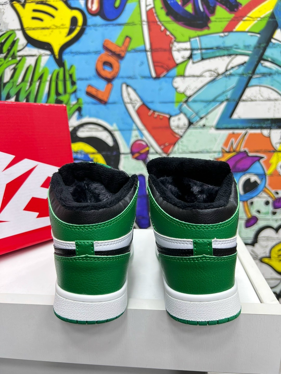 nike air jordan 1 green,кроссовки nike air jordan 1 mid,мужские кроссовки nike air jordan 1 retro high,кроссовки найк джордан,кроссовки nike air jordan 1 retro high