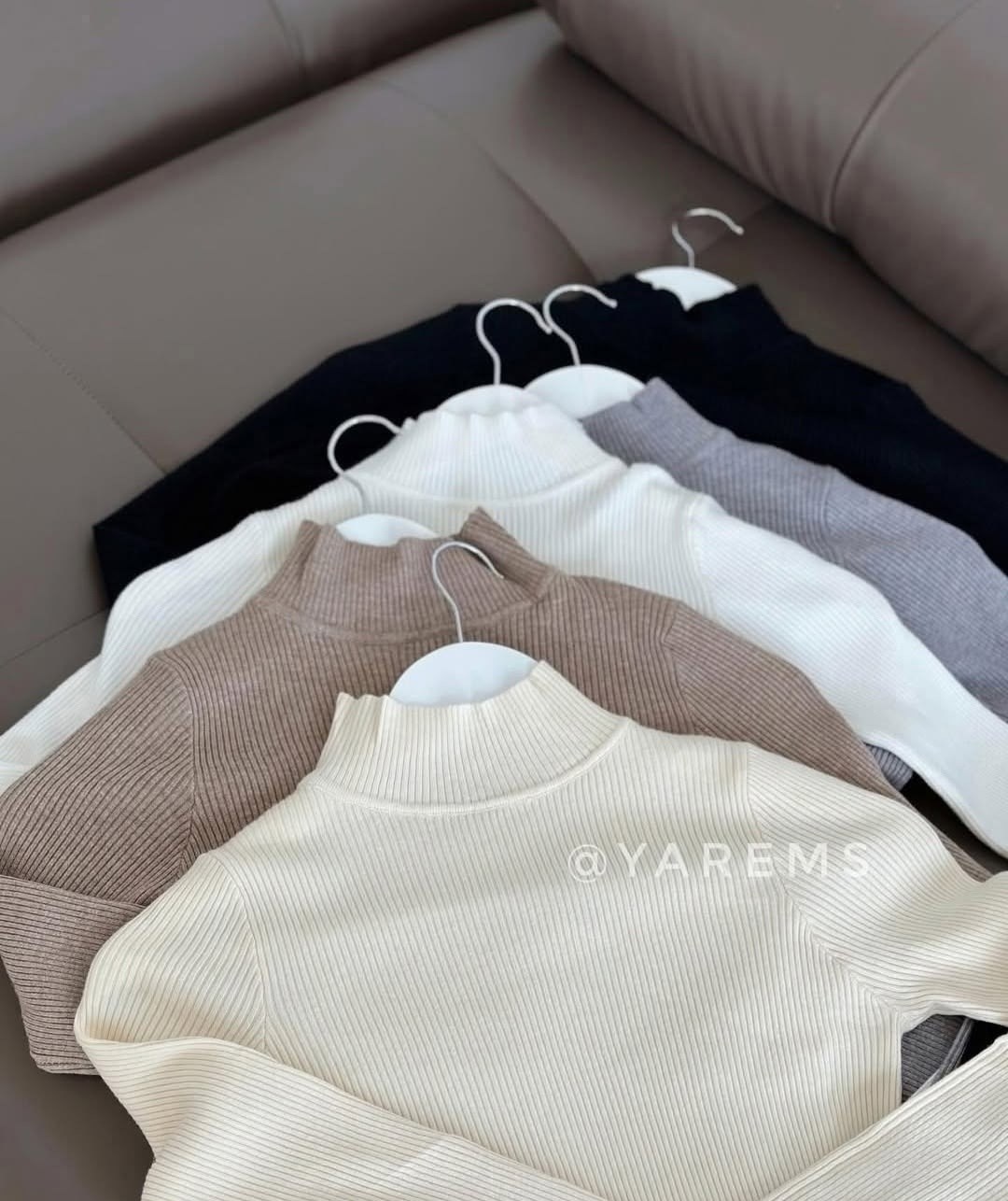 бежевый джемпер,водолазка,свитшот водолазка,женская водолазка лапша,водолазка женская