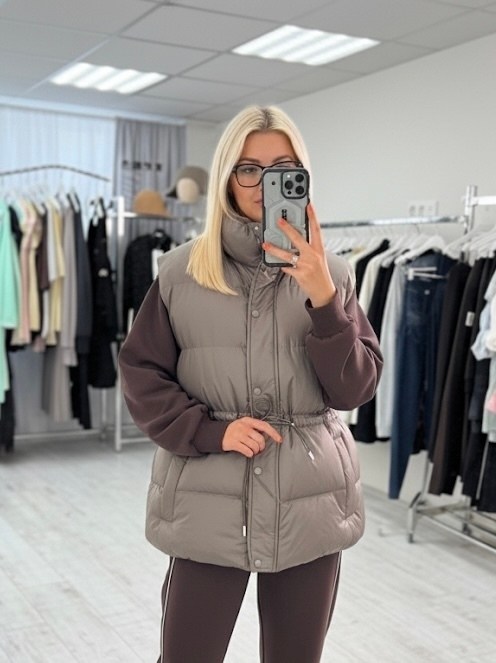 теплый жилет,жилетка женская,жилет пуховый женский оверсайз,жилет женский,стильная жилетка