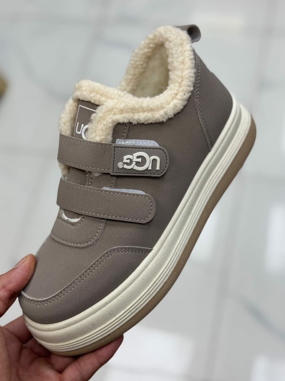 ,кроссовки зимние женские,зимние кроссовки,кроссовки женскиe,кеды ugg женские
