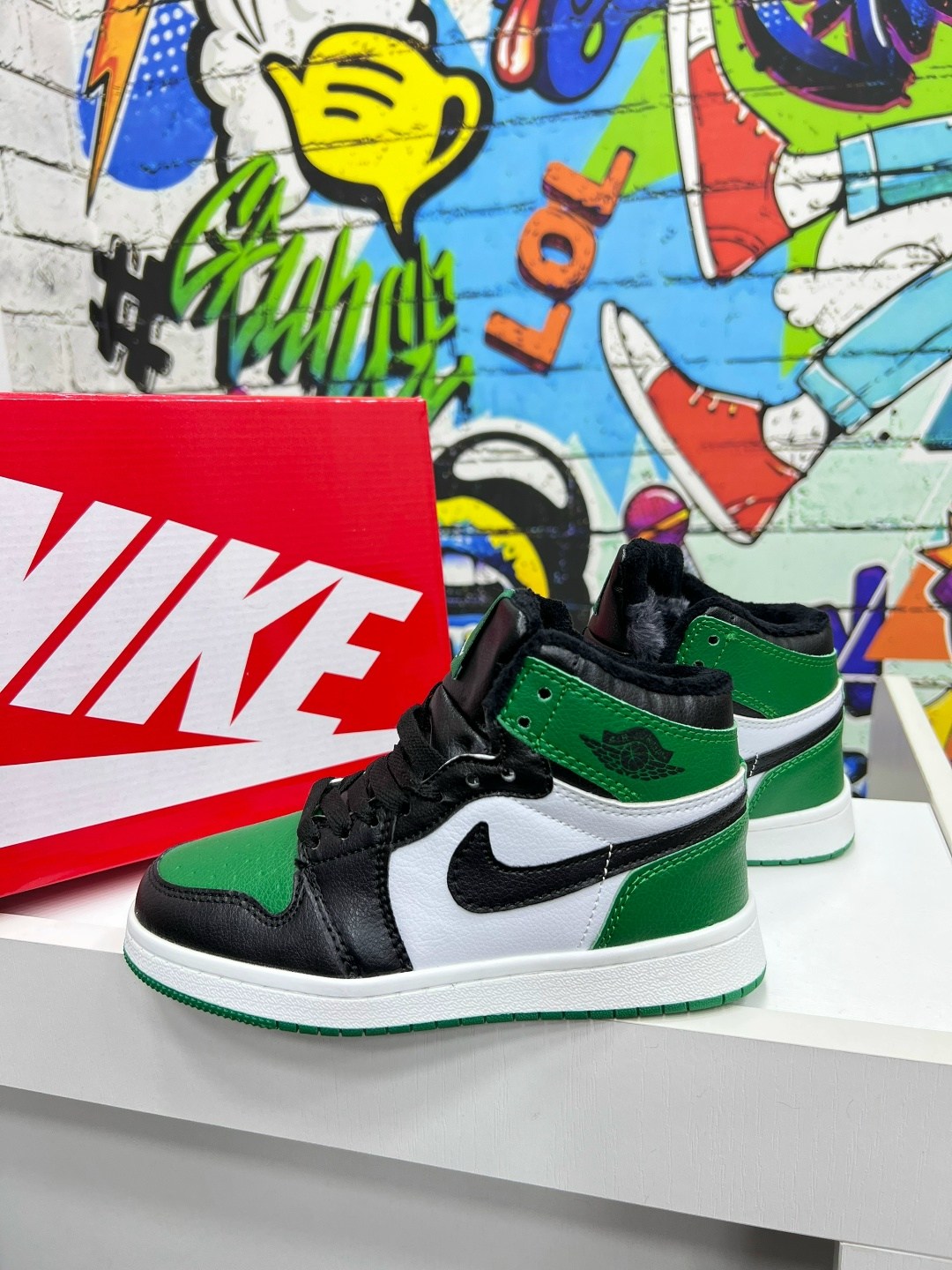 nike air jordan 1 green,кроссовки nike air jordan 1 mid,мужские кроссовки nike air jordan 1 retro high,кроссовки найк джордан,кроссовки nike air jordan 1 retro high