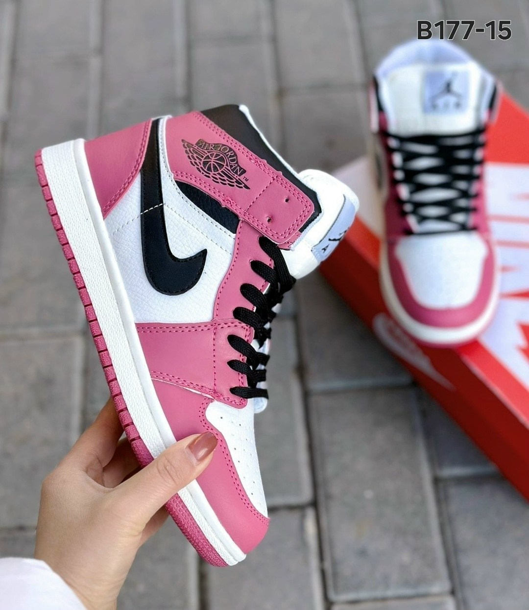 air jordan 1 mid barely rose,nike air jordan 1 mid,кроссовки nike air jordan 1 mid,nike air jordan 1,кроссовки nike air jordan 1