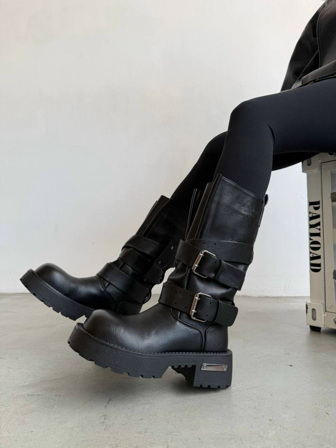 , женская,ботинки женские,ботинки модные,короткие сапоги