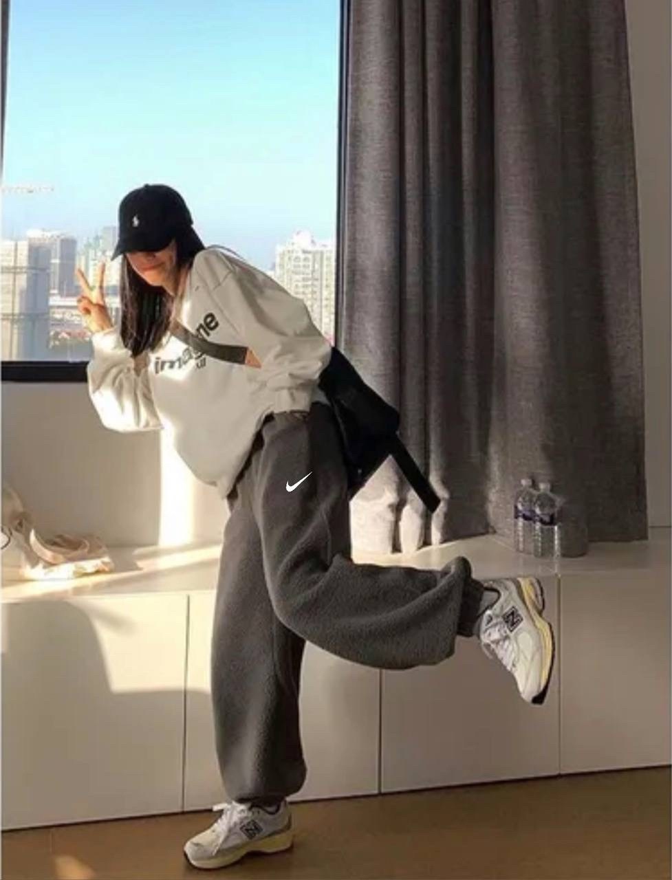спортивные брюки повседневные,спортивные брюки в корейском стиле,спортивные штаны свободного кроя,спортивные брюки,повседневные брюки