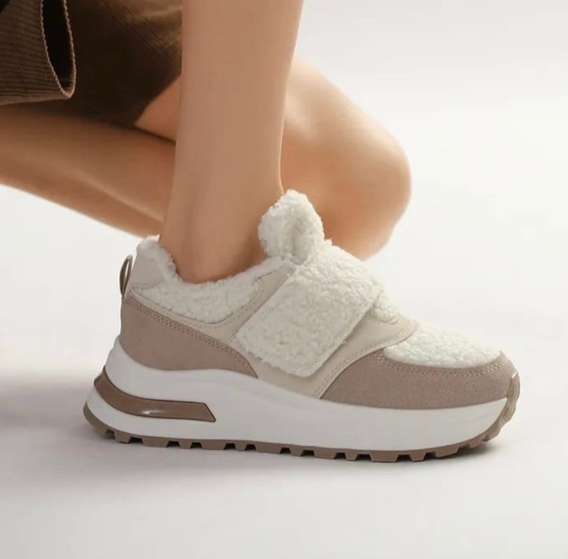 женские кроссовки,,женские зимние кроссовки, женская,кроссовки модные