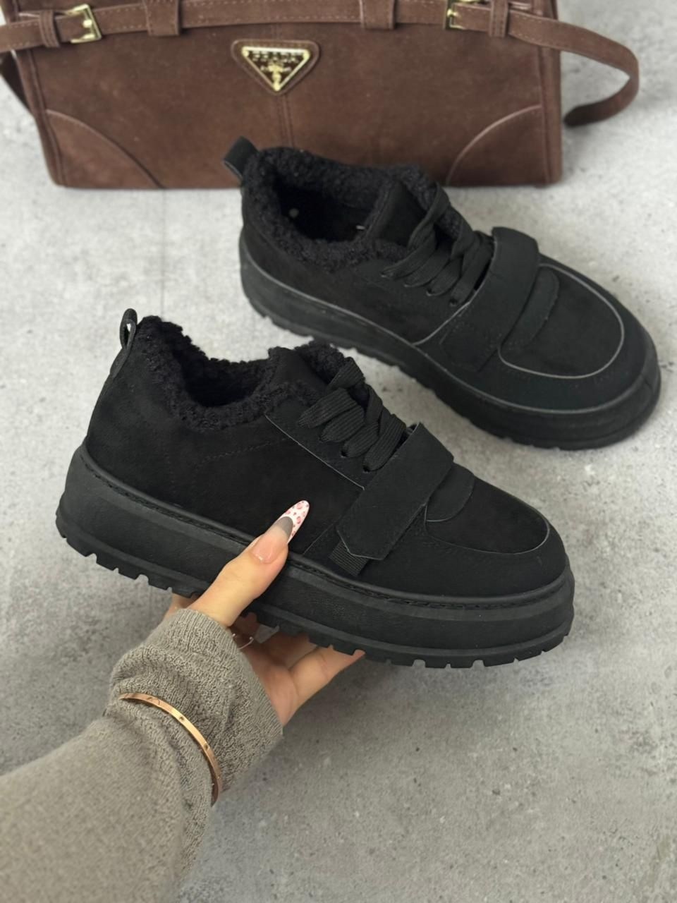 ,кроссовки замшевые,кроссовки черные замшевые,черные кроссовки,кроссовки женские замшевые