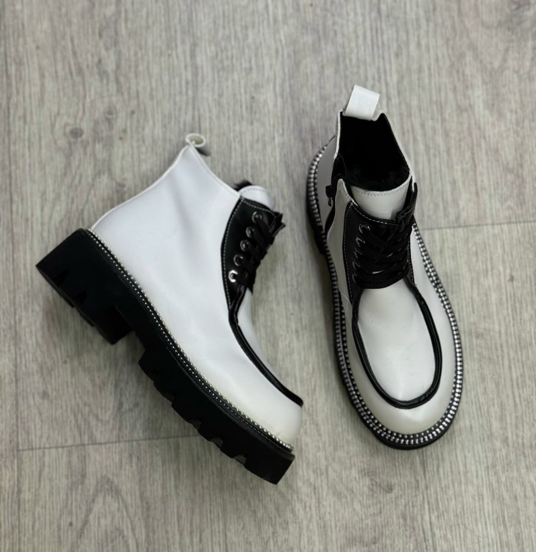 ,ботинки женские,белые ботинки,модные ботинки,женская