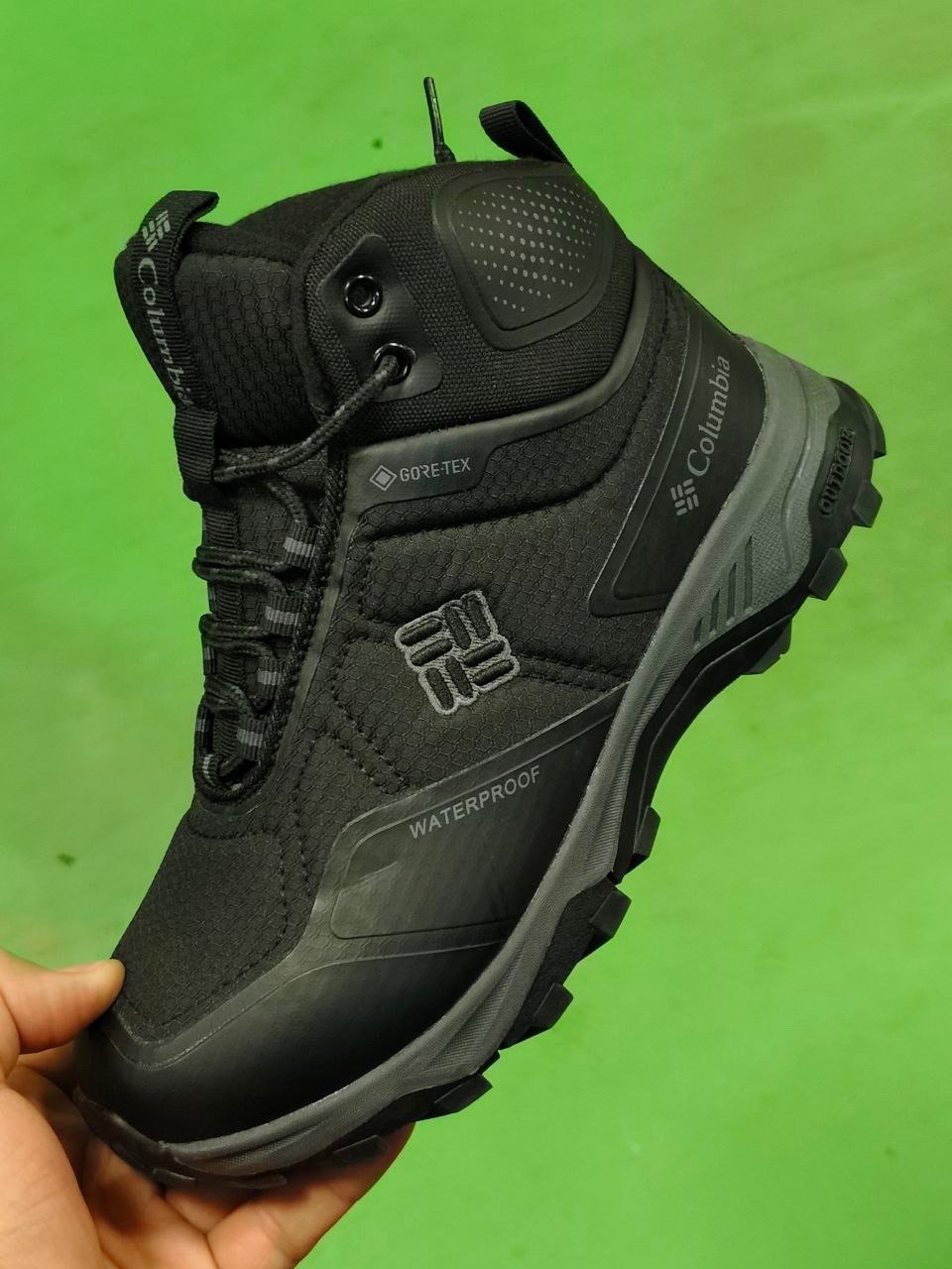 кроссовки adidas зимние,кроссовки зимние мужские адидас,зимние кроссовки adidas climaproof,кроссовки,ботинки зимние adidas climaproof