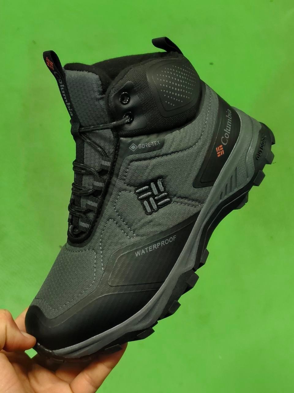 кроссовки adidas зимние,кроссовки зимние мужские адидас,зимние кроссовки adidas climaproof,кроссовки,ботинки зимние adidas climaproof