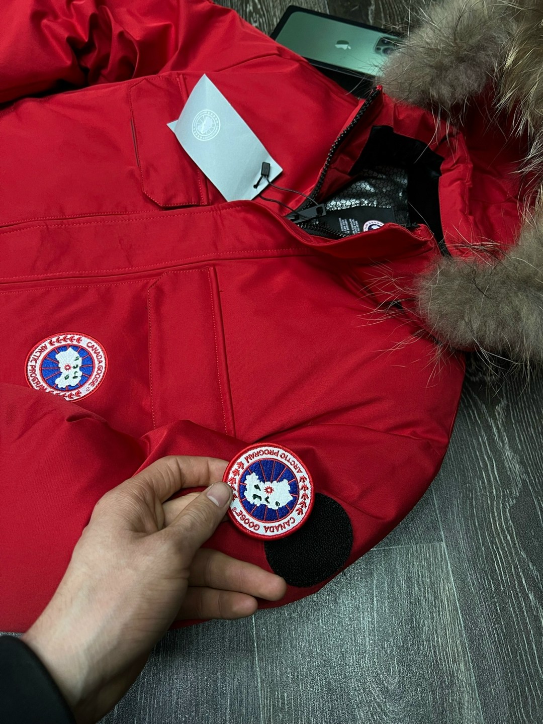 мужские пуховики canada goose,куртка зимняя canada goose,куртка canada goose мужская,зимние куртки,пуховики canada goose