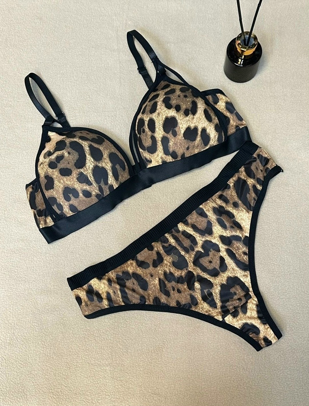 комплект нижнего белья,нижнее белье женское комплект леопардовое,женский комплект нижнего белье,женская нижнее белье,нижнего белья