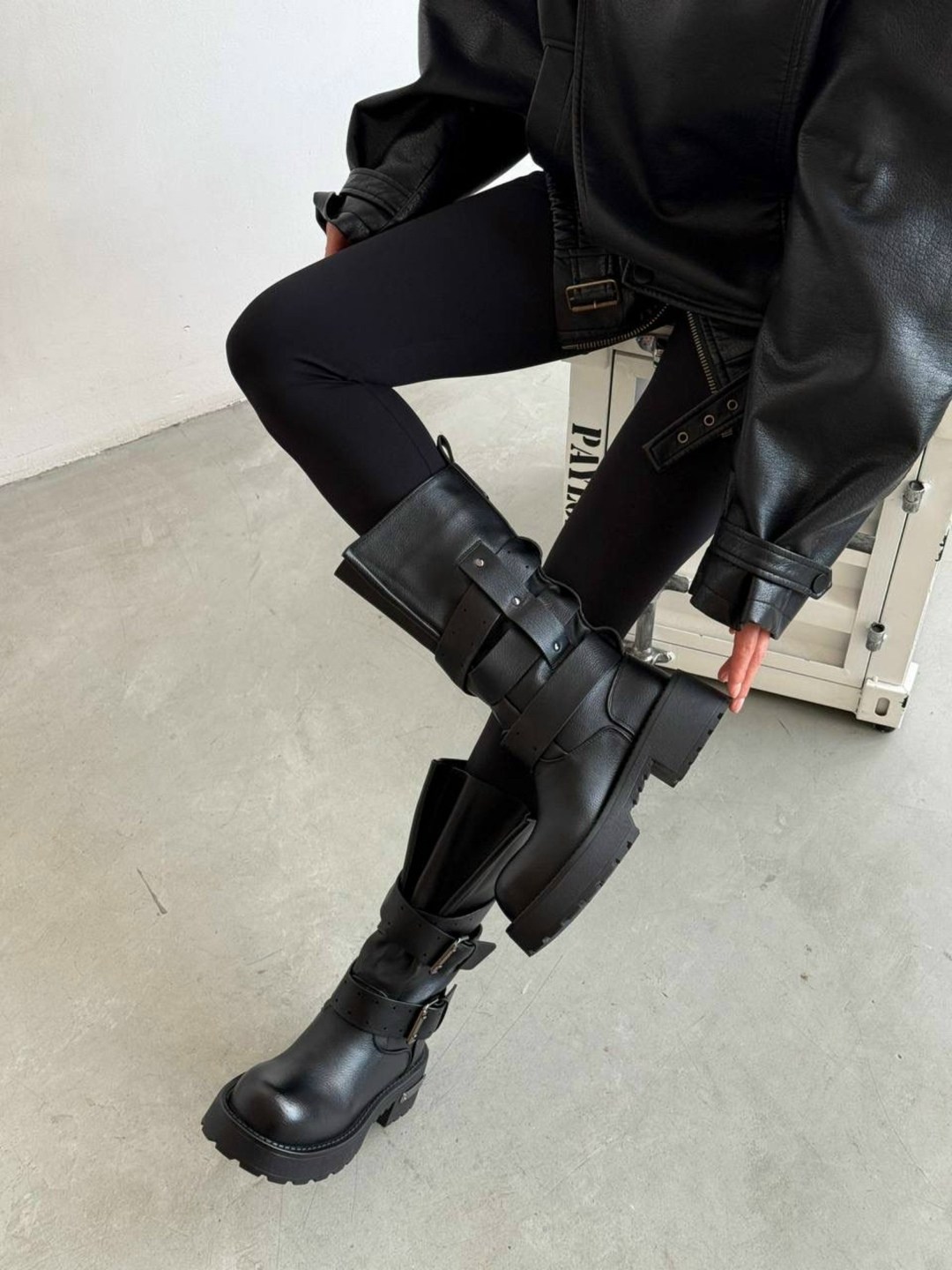 , женская,ботинки женские,ботинки модные,короткие сапоги