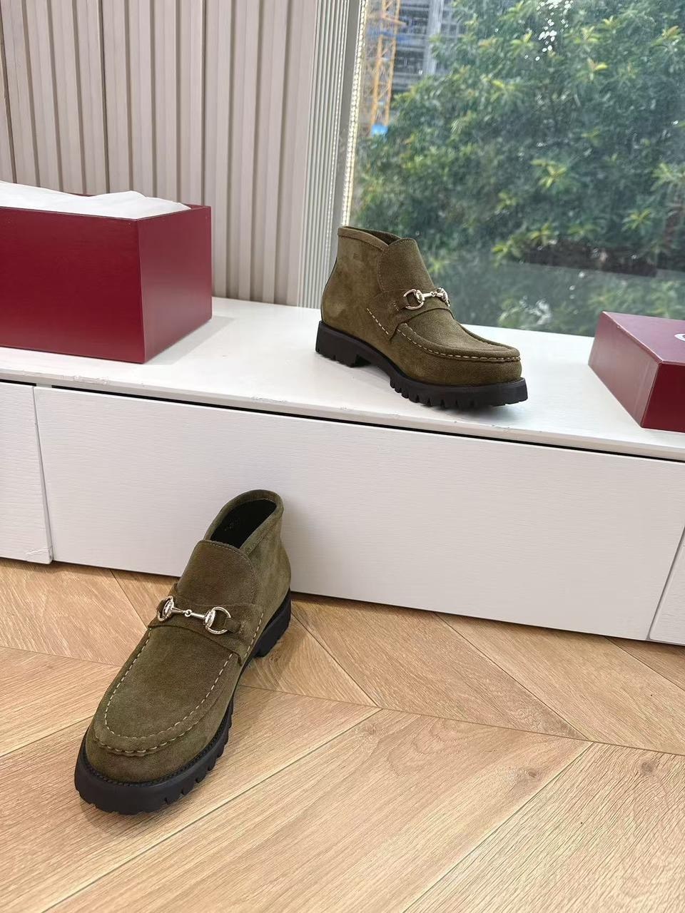 ботинки gucci,,лоферы gucci,замшевые ботинки,брендовая