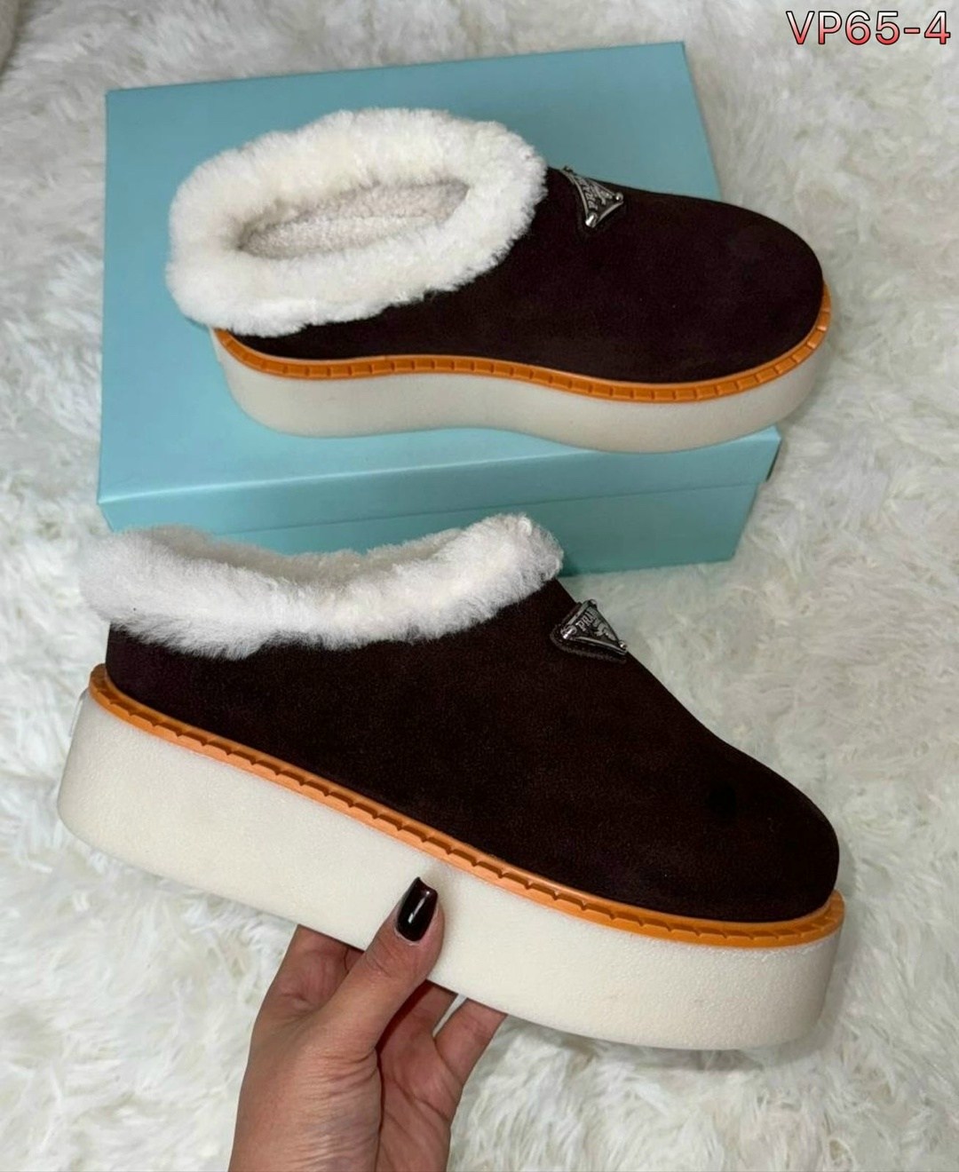 ,угги женские,женская ,тапки меховые,белые тапочки