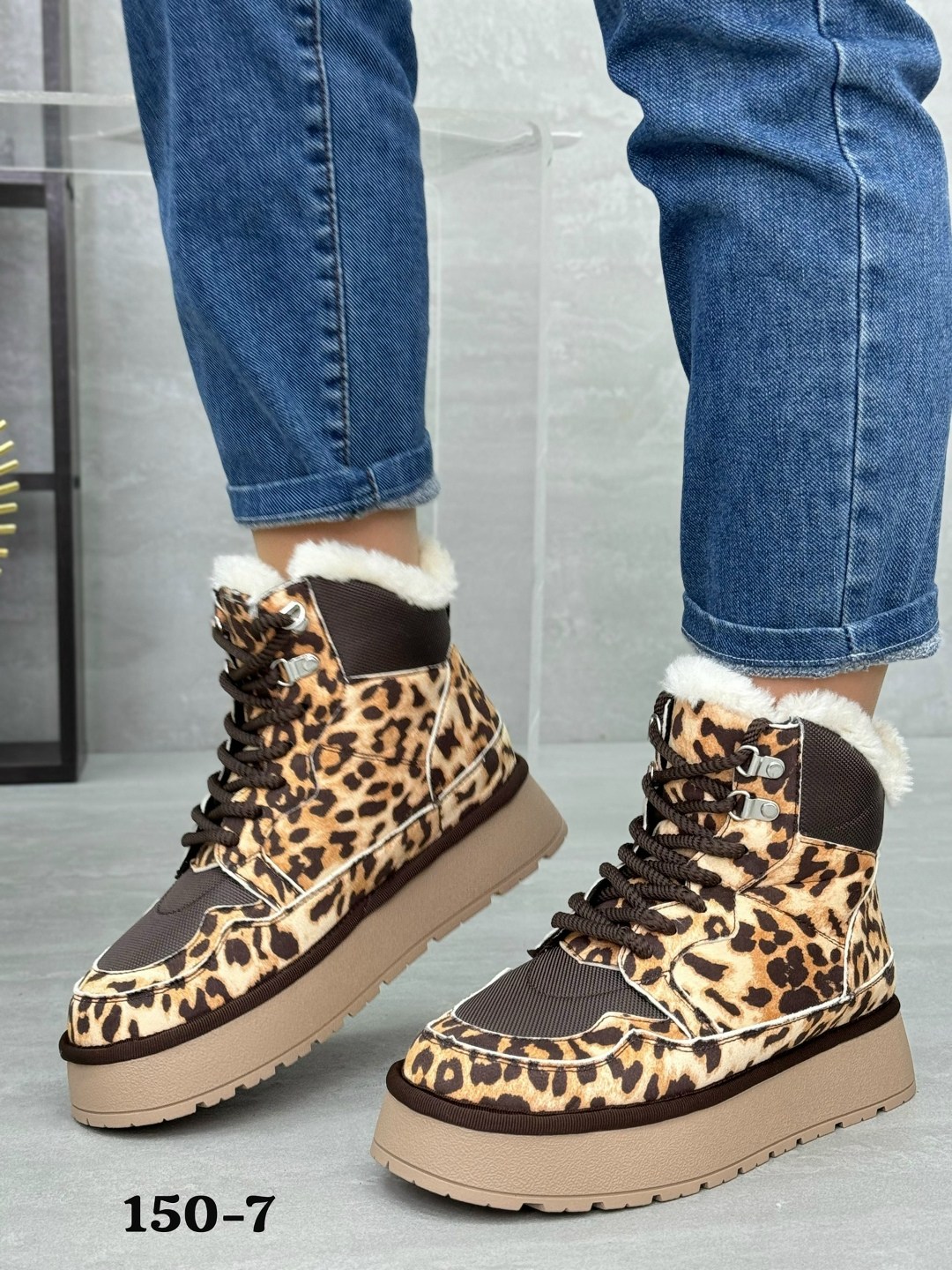 ,зимняя женская ,зимние женские кроссовки,ботинка женские зимние,женская