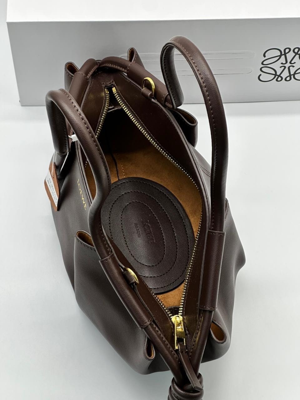 сумка loewe,loewe flamenco сумка,женская сумка loewe,loewe сумка на плечо,сумка