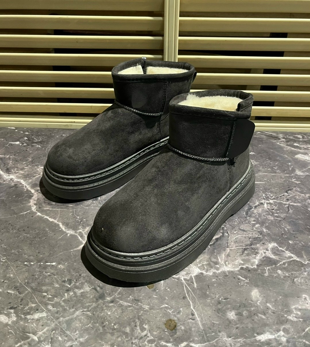 ,угги женские,угги женские черные,женские зимние ботинки,угги зимние на платформе