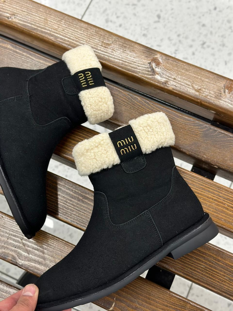 зимняя  женская,,ботинки зимние женские,ботинки женские,ботинки miu miu