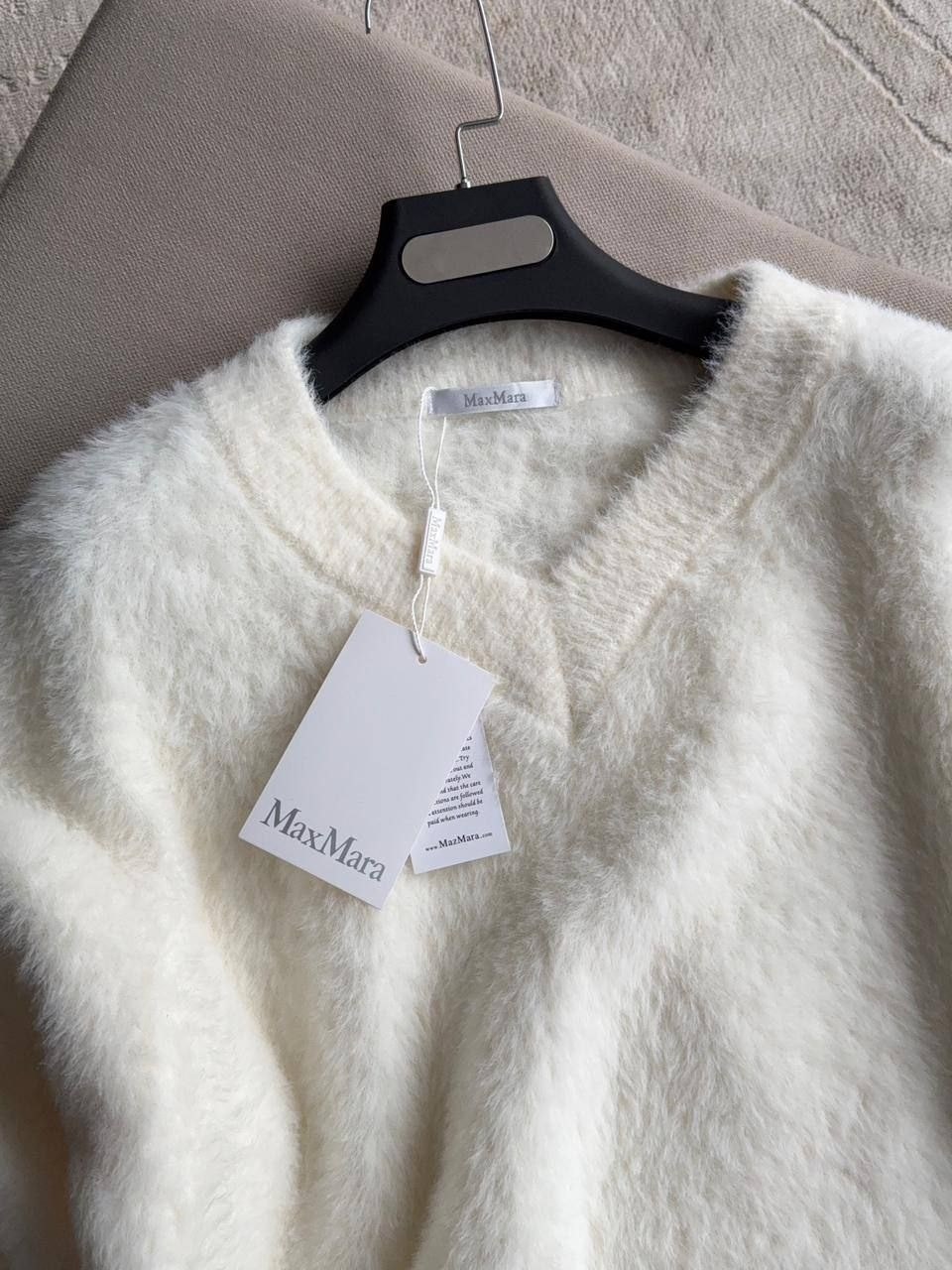 свитеры модные,вязаный свитер,элегантные образы,женский свитер