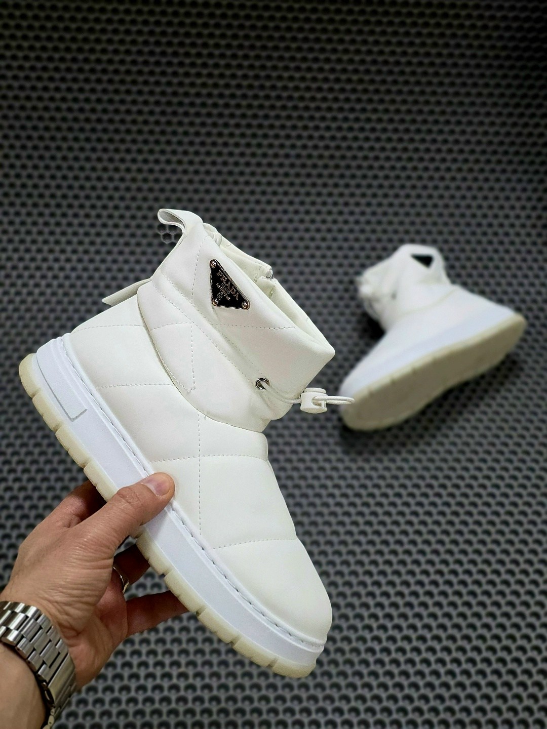 женские дутики,дутики prada,дутики,женские зимние дутики, женская зимняя