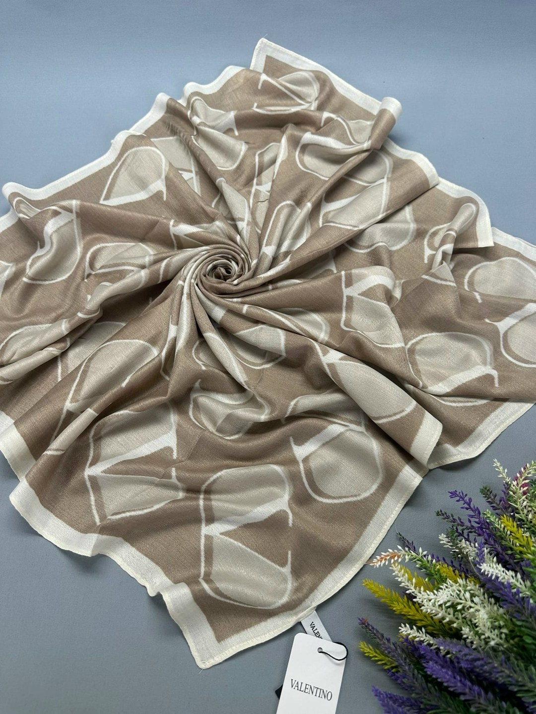 женский платок,шелковые платки,брендовый платок,платки шарф,платок шелковый женский