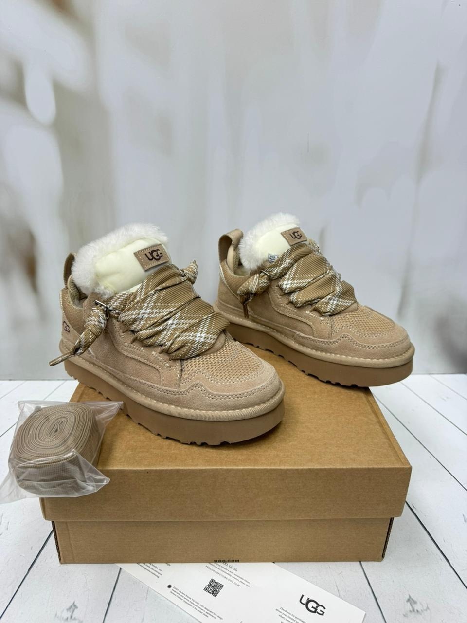 ,кроссовки ugg,зимняя ,угги кроссовки,кроссовки ugg женские