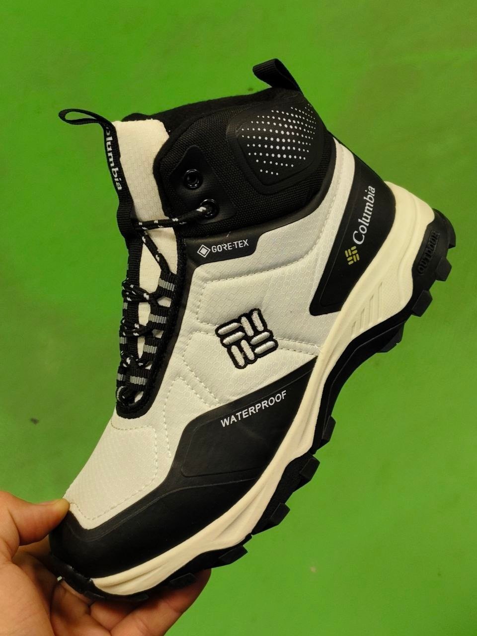 кроссовки adidas зимние,кроссовки зимние мужские адидас,зимние кроссовки adidas climaproof,кроссовки,ботинки зимние adidas climaproof