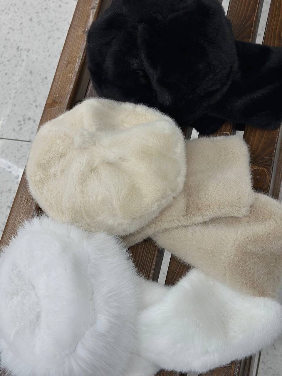 белая норковая шапка,меховая шапка,меховой шарф,шапка женская меховая,шапка женская зимняя меховая