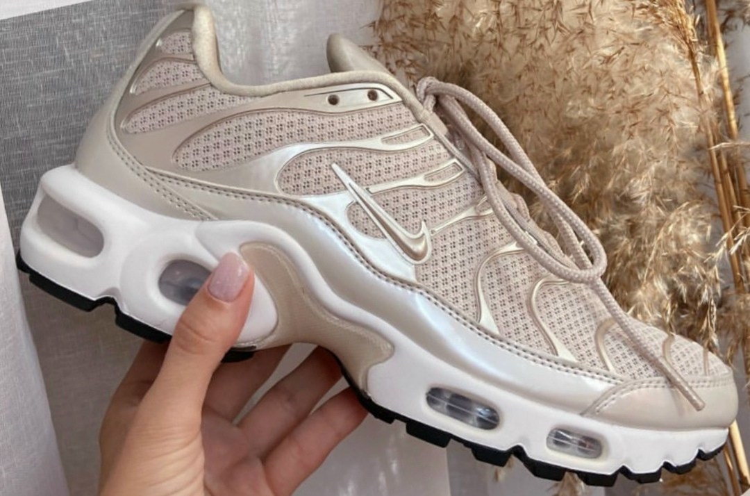 кроссовки,nike air max plus,nike air max plus premium,nike air max plus tn,женские кроссовки nike air max plus